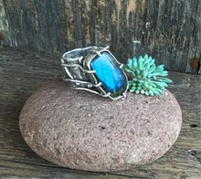 Load image into Gallery viewer, Luna Ring - Organic Prong Set Labradorite
