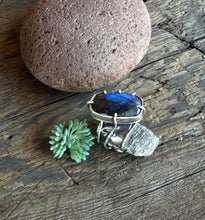 Load image into Gallery viewer, Luna Ring - Organic Prong Set Labradorite
