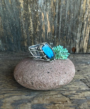 Load image into Gallery viewer, Luna Ring - Organic Prong Set Labradorite
